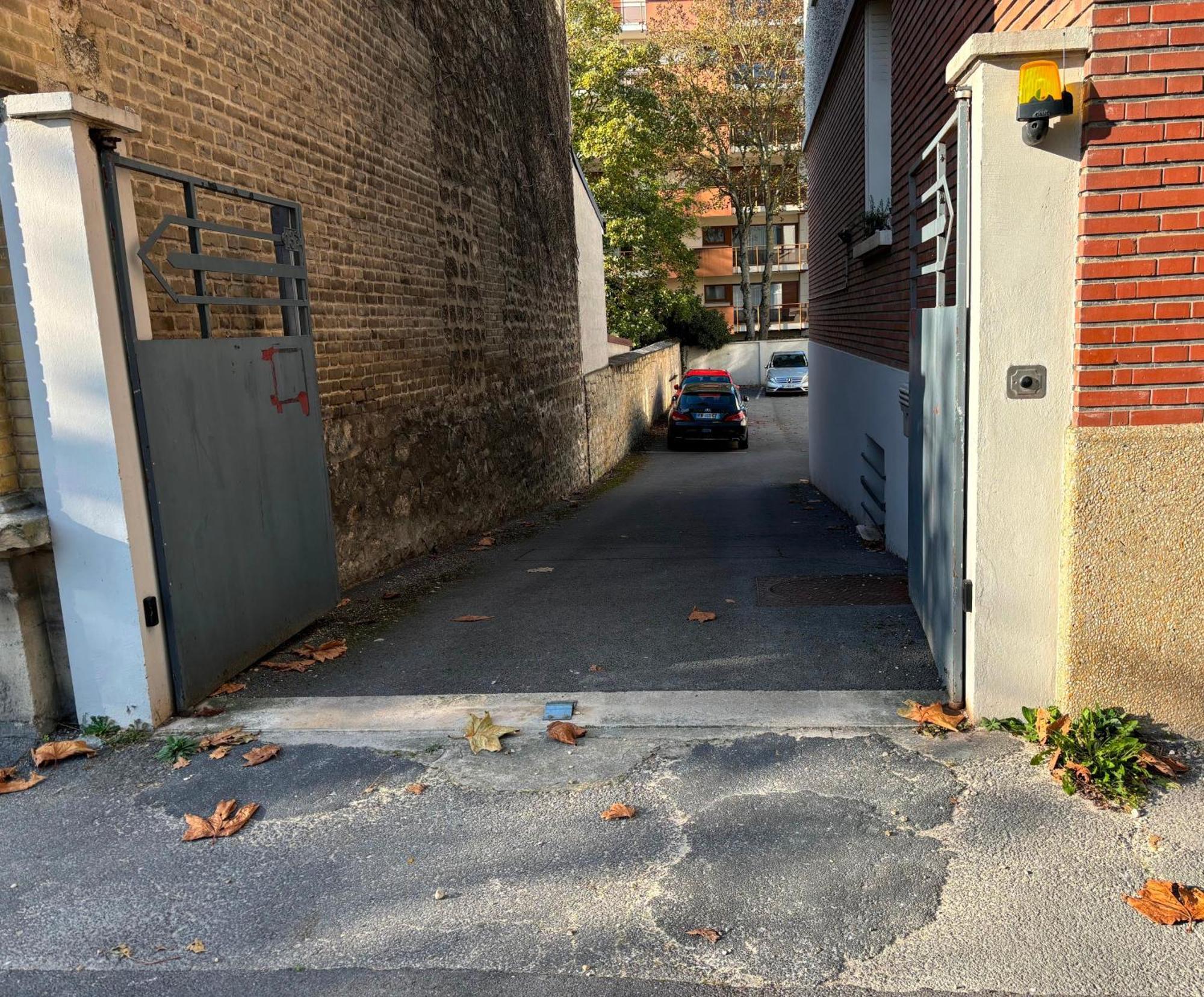 Le Seize - Parking Prive Châlons-en-Champagne Exterior foto